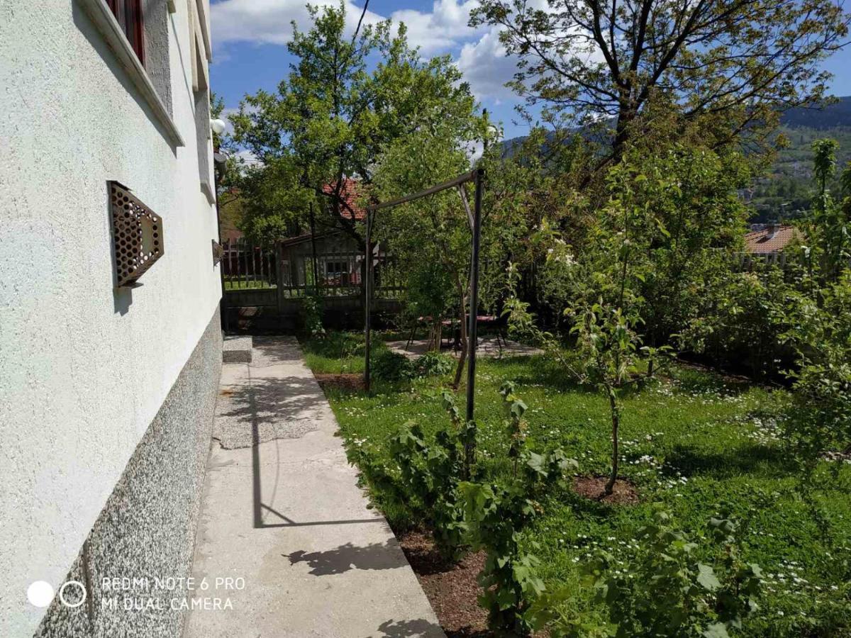 Guesthouse Vratnik Σαράγεβο Εξωτερικό φωτογραφία